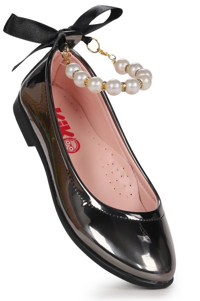 KİKO KİDS BLANCH AYNA İNCİLİ LASTİKLİ KIZ ÇOCUK BABET AYAKKABI